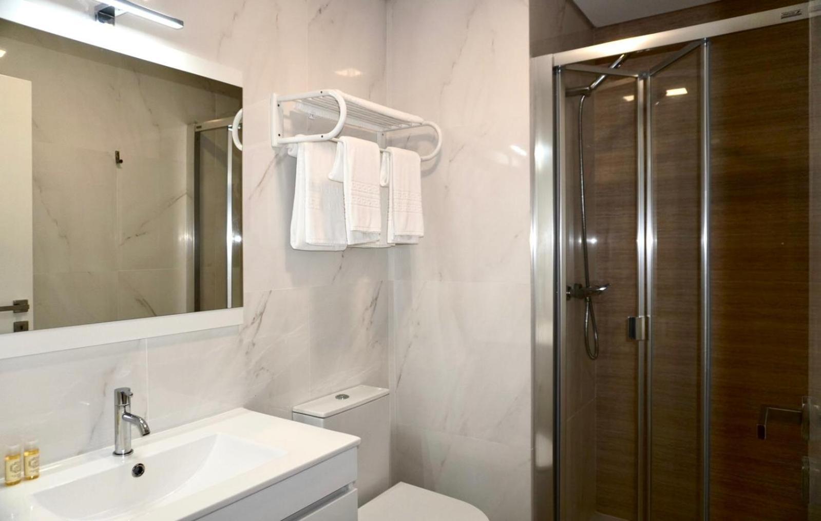 Lux'Otel City Lodge Barcelos Ngoại thất bức ảnh